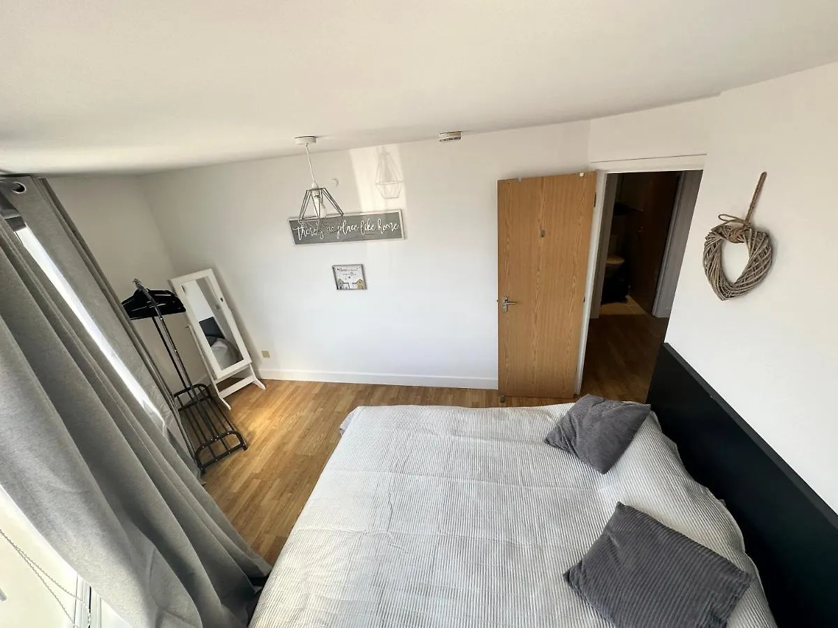 2 Bedroom Flat 1 Stop From London Bridge Apartamento