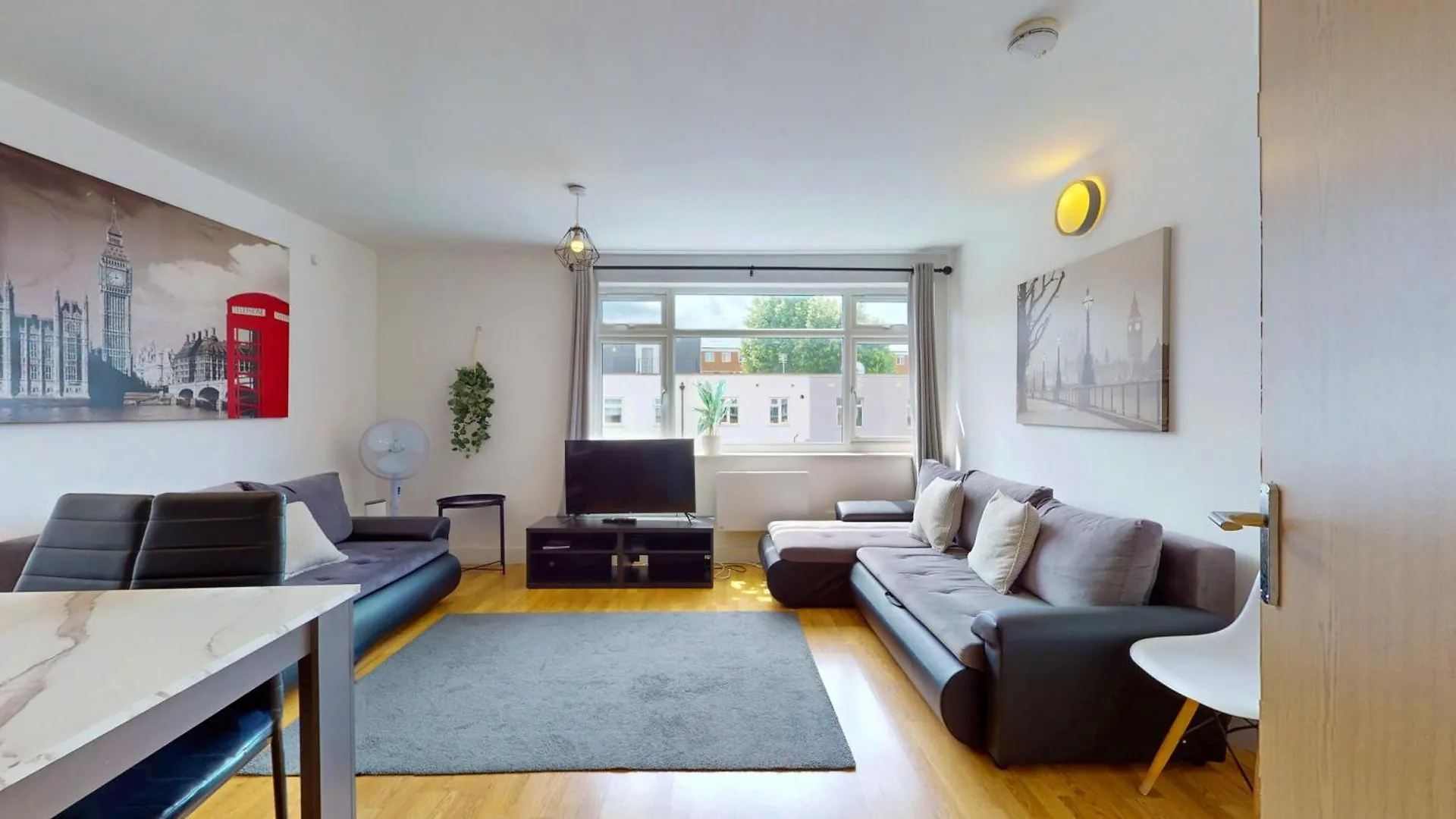 2 Bedroom Flat 1 Stop From London Bridge