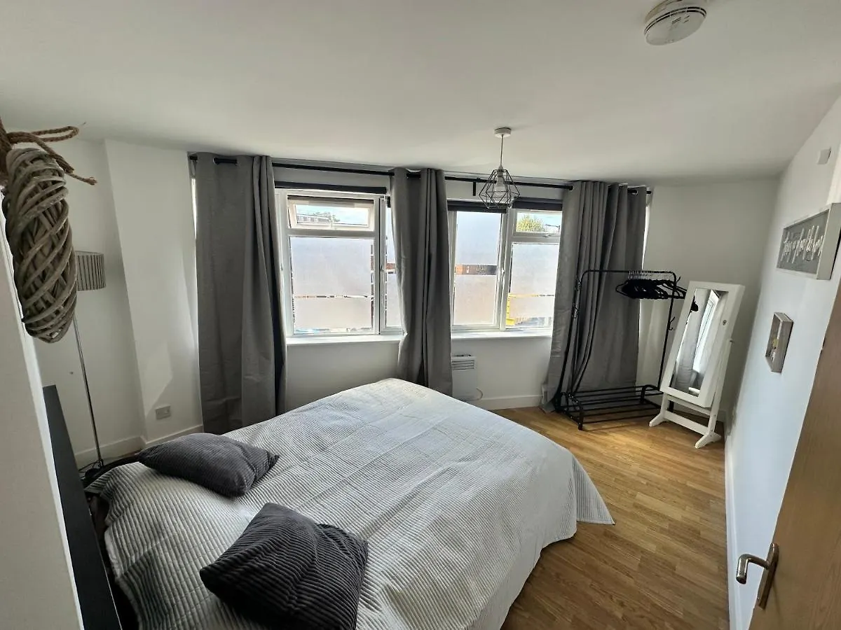 2 Bedroom Flat 1 Stop From London Bridge United Kingdom